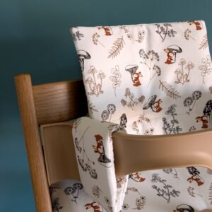 Alternative view of Cushion - In the Wild